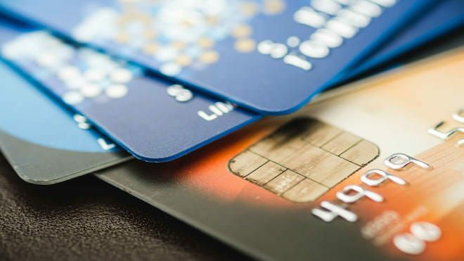 ¿Cuántas tarjetas de crédito son demasiadas?